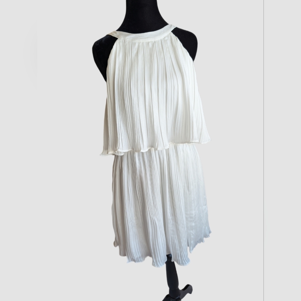 NWT Lulu's LWD Little White Dress Halter Pleated Dress Size Medium